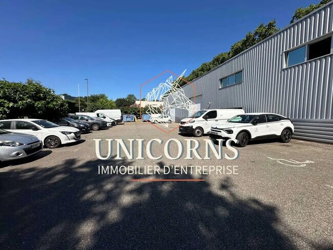 Plus de détails pour Industriel/Logistique à louer