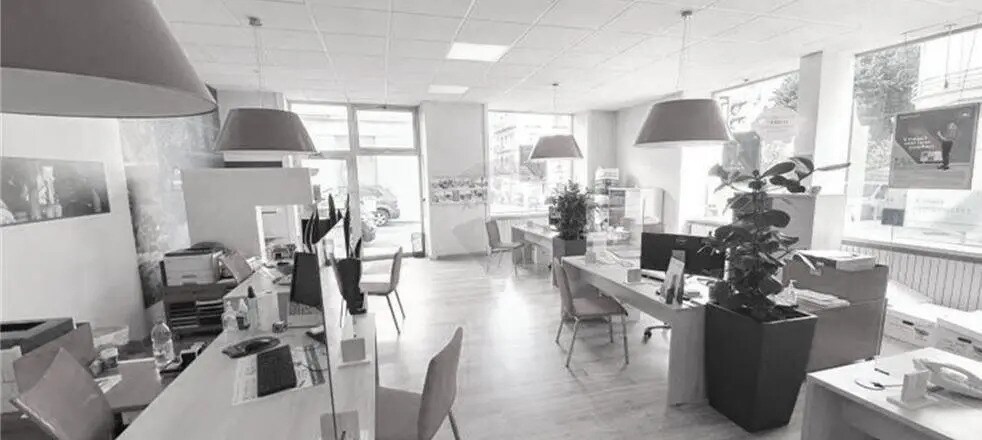 Bureau dans Villefranche-sur-Saône à louer - Photo intérieure – Image 1 sur 4