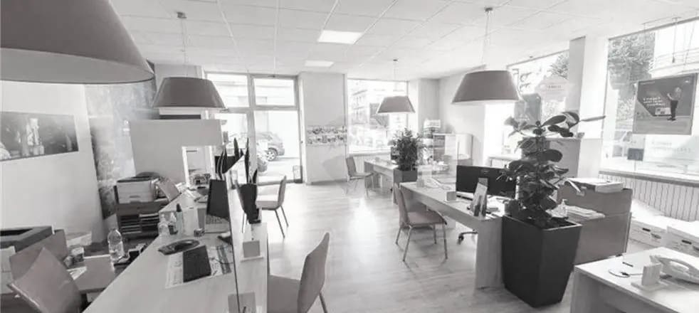 Bureau dans Villefranche-sur-Saône à louer Photo intérieure– Image 1 sur 5