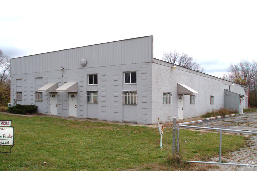 3140 E Atherton Rd, Burton, MI à vendre - Photo de l’immeuble – Image 3 sur 6