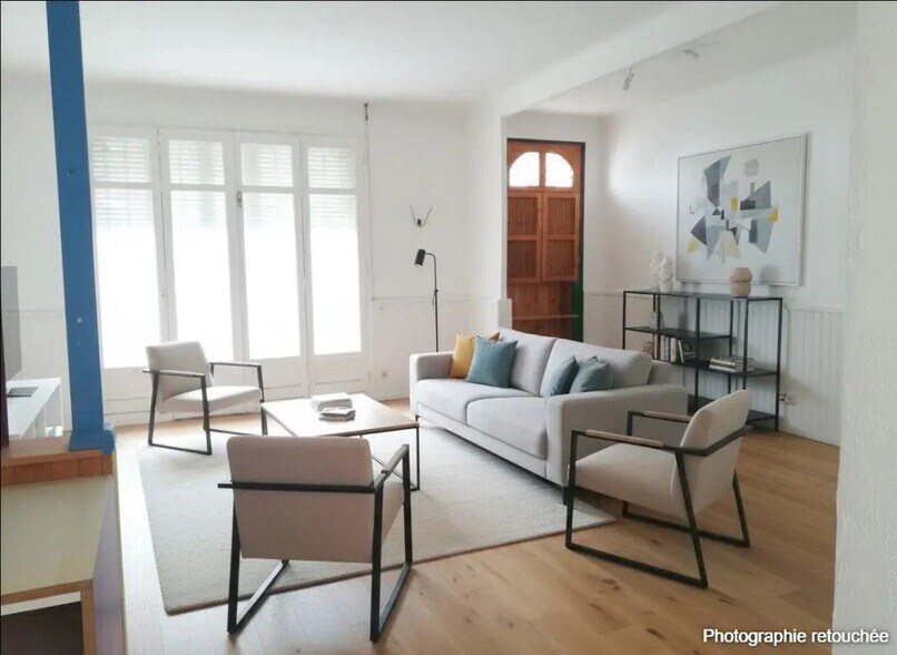 Industriel/Logistique dans Lescar à vendre - Photo de l’immeuble – Image 3 sur 3