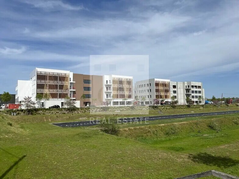 Bureau dans Genas à louer - Photo de l’immeuble – Image 3 sur 11