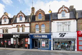 Plus de détails pour 27 Chertsey Rd, Woking - Local commercial à louer