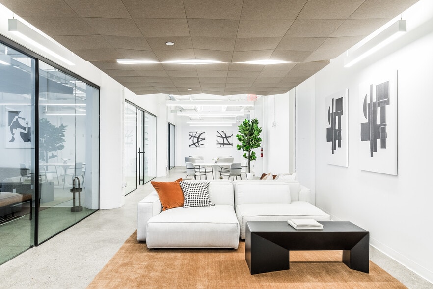 150 BAY St, Jersey City, NJ à louer - Photo intérieure – Image 2 sur 18