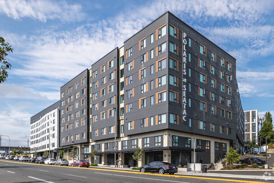 15300 33rd Ave S, Seatac, WA à louer - Photo de l’immeuble – Image 2 sur 83