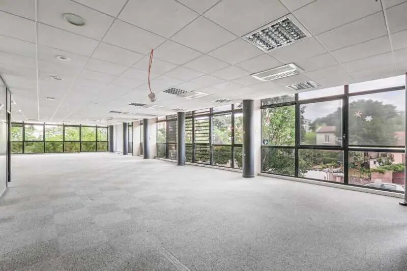 16 Rue Jean Desparmet, Lyon à louer - Photo de l’immeuble – Image 3 sur 17