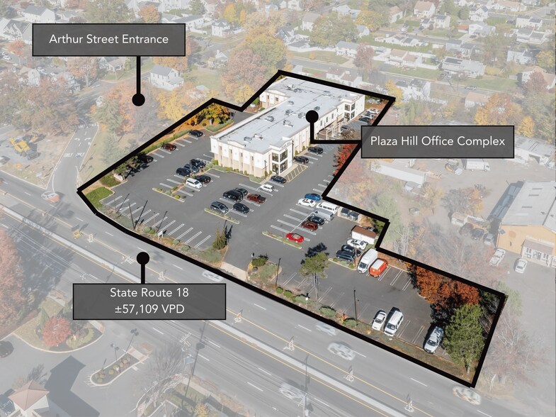 646 State Route 18, East Brunswick, NJ à louer - Photo de l’immeuble – Image 2 sur 8