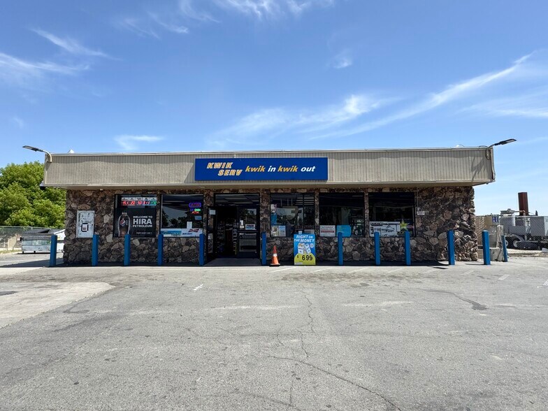 Yuba County Gas Stations & Markets portefeuille de 2 biens à vendre sur LoopNet.fr - Photo de l’immeuble – Image 2 sur 8