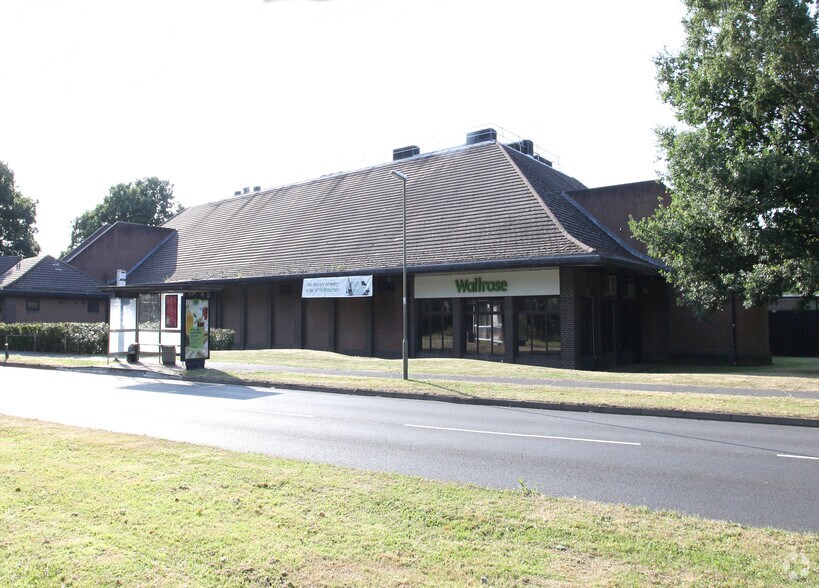 Denton Way, Woking à vendre - Photo de l’immeuble – Image 3 sur 3