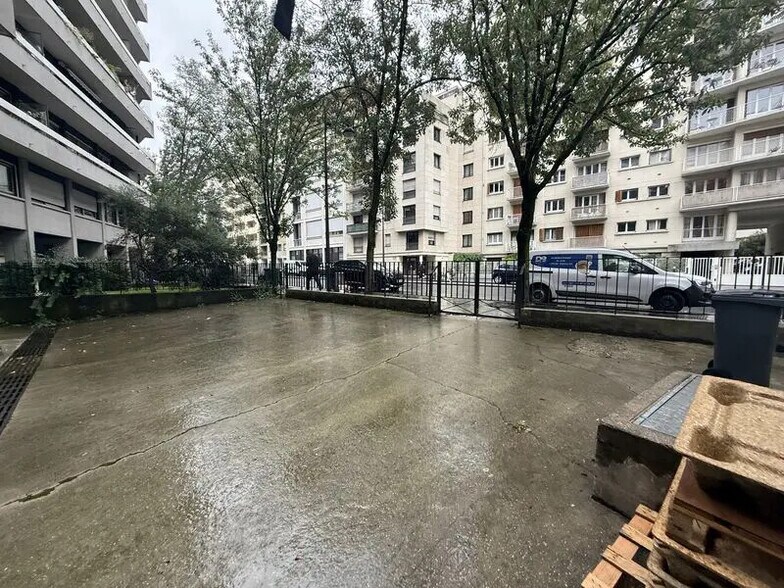 Bureau dans Paris à louer - Photo de l’immeuble – Image 2 sur 5