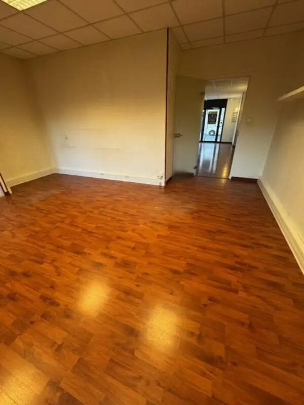 Plus de détails pour Bureau à vendre