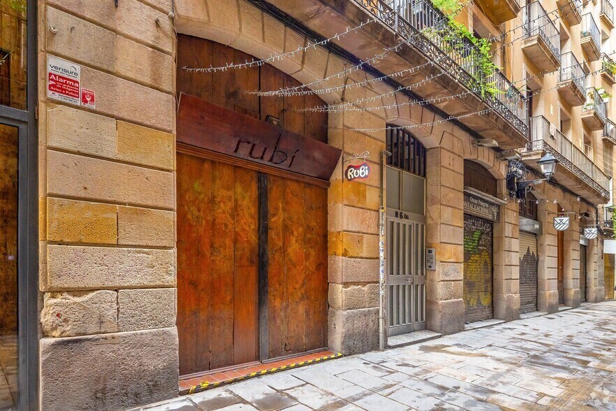 Carrer dels Banys Vells, 6B, Barcelone, Barcelona à louer - Photo de l’immeuble – Image 2 sur 4