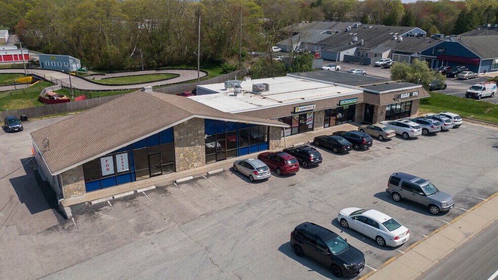 120 Point Judith Rd, Narragansett, RI à louer - Photo de l’immeuble – Image 3 sur 42