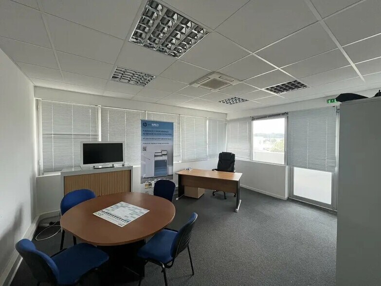 Bureau dans Bayonne à louer - Photo de l’immeuble – Image 1 sur 2
