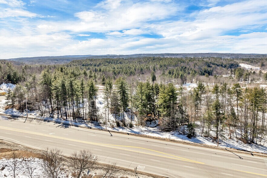 612-644 Pembroke St, Pembroke, NH à vendre - Photo de l’immeuble – Image 2 sur 22
