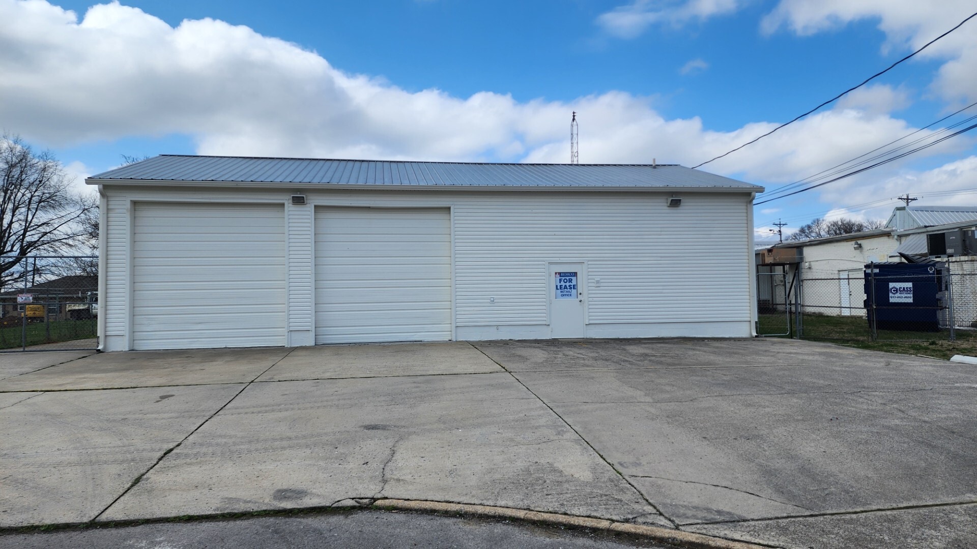 705 Ridgeway Ave, Shelbyville, TN à vendre Photo principale– Image 1 sur 15