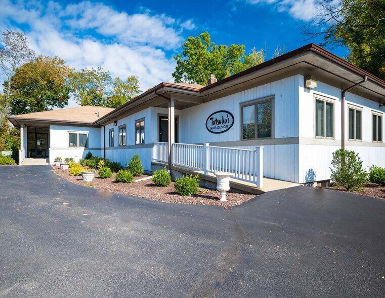 32 William F Palmer Rd, Moodus, CT à louer - Photo de l’immeuble – Image 3 sur 12