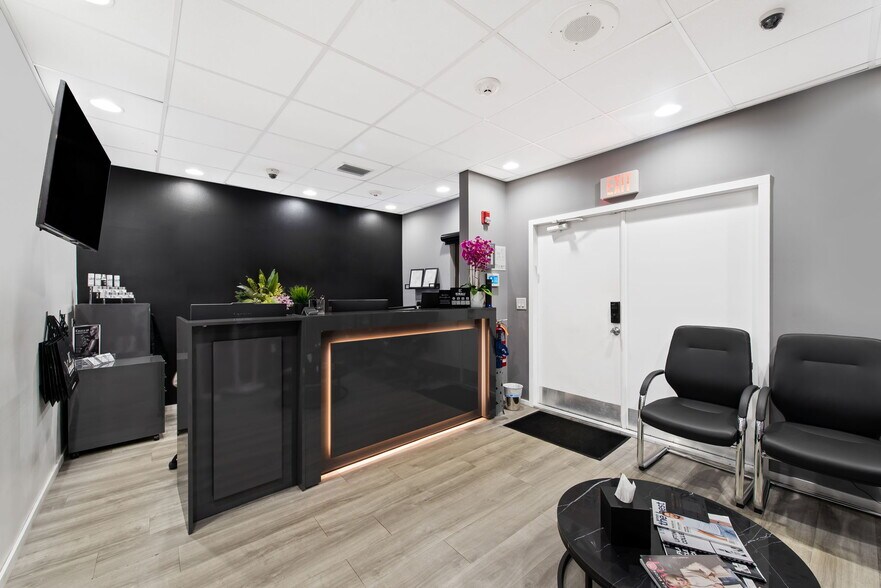 825-875 Meadows Rd, Boca Raton, FL à louer - Photo de l’immeuble – Image 3 sur 176