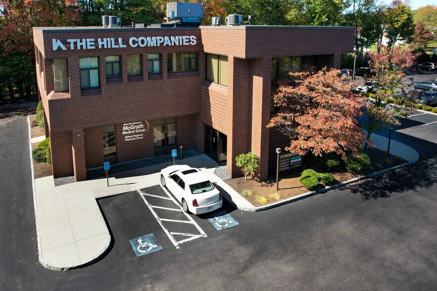 117 Water St, Milford, MA à louer - Photo de l’immeuble – Image 2 sur 11