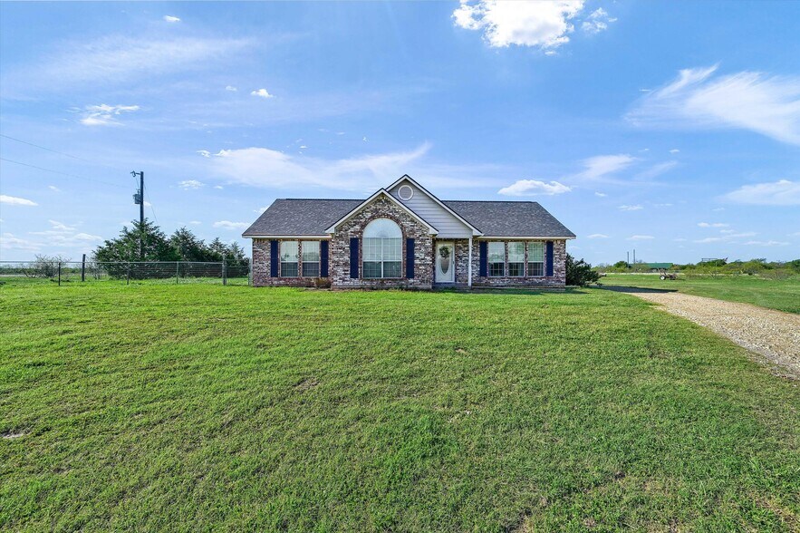545 Calk rd, Tioga, TX à vendre - Photo de l’immeuble – Image 3 sur 32
