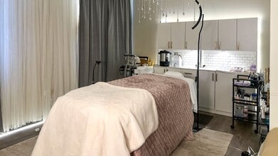 210 Pomeroy Ave, Meriden, CT à louer Photo intérieure– Image 1 sur 8