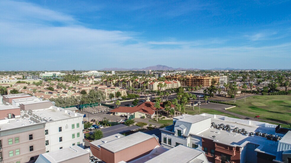 420 W Chandler Blvd, Chandler, AZ à vendre - Photo de l’immeuble – Image 2 sur 11