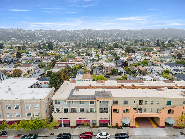 727 San Pablo Ave, Albany, CA à vendre - Photo de l’immeuble – Image 2 sur 34