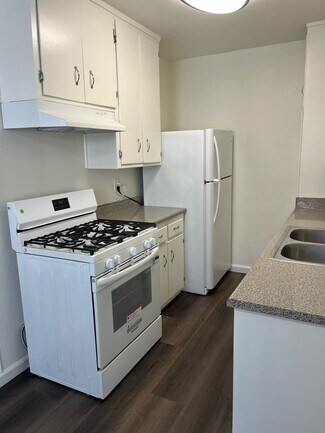 Plus de détails pour 411-425 S Alexandria Ave, Los Angeles, CA - Logement à vendre