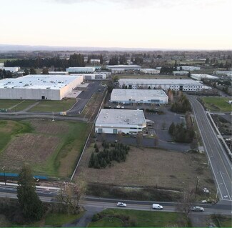 Plus de détails pour 105 S Hazel Dell Way, Canby, OR - Terrain à vendre