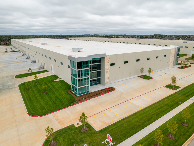 4300 N Rainbow Farm Rd, Bentonville, AR à louer - Photo de l’immeuble – Image 1 sur 10
