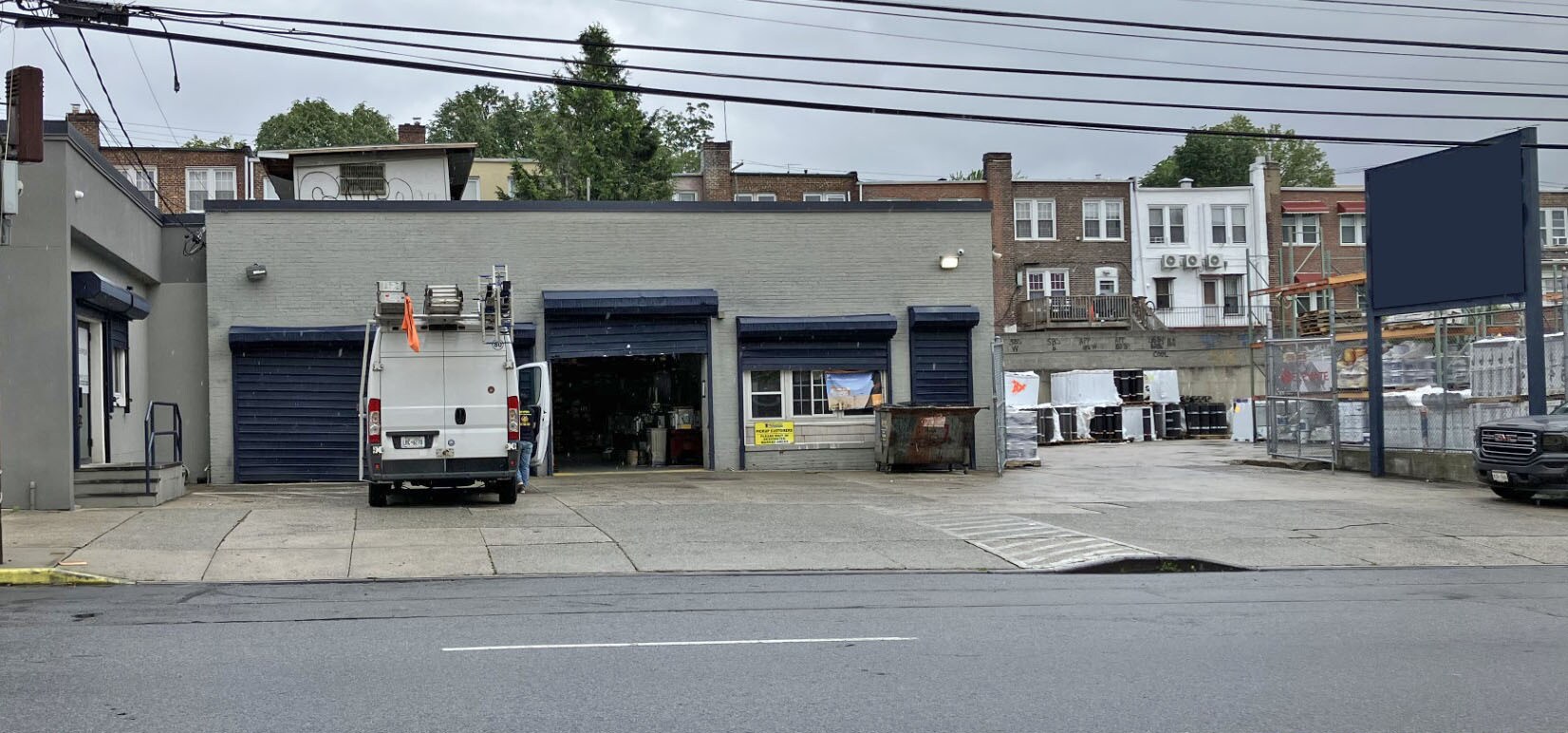 4332-4342 Bronx Blvd, Bronx, NY à vendre Photo de l’immeuble– Image 1 sur 13