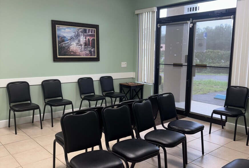 17051 US Highway 441 S, Summerfield, FL à louer - Photo de l’immeuble – Image 2 sur 16