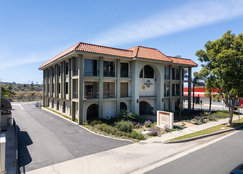 23717 Hawthorne Blvd, Torrance, CA à louer - Photo de l’immeuble – Image 2 sur 23