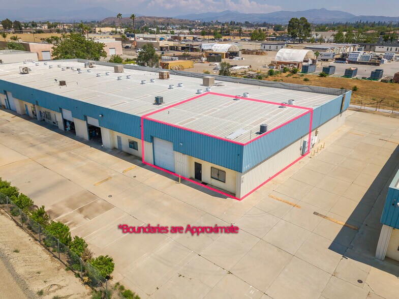 1247 S Buena Vista St, San Jacinto, CA à vendre - Photo de l’immeuble – Image 1 sur 21