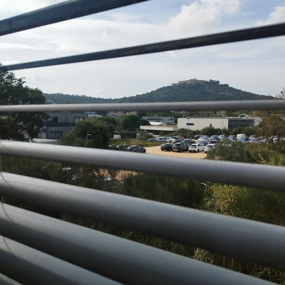 424 Avenue De Lisbonne, La Seyne-sur-Mer à vendre - Aérien – Image 2 sur 10