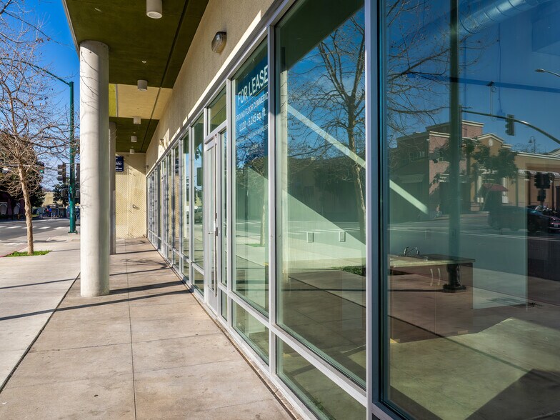 808 A St, Hayward, CA à louer - Photo de l’immeuble – Image 3 sur 32