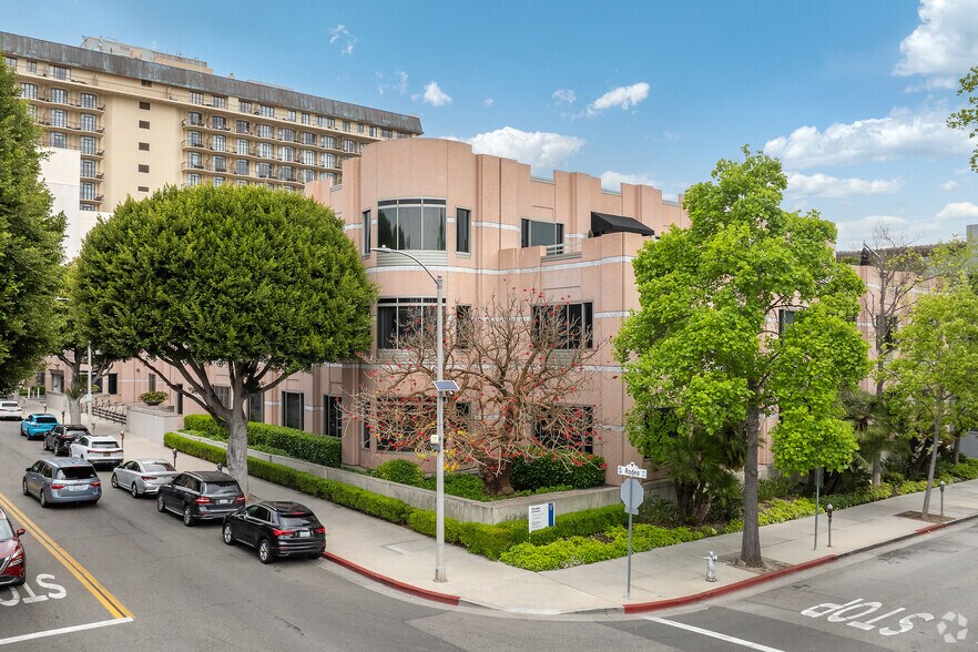 150 S Rodeo Dr, Beverly Hills, CA à louer - Photo principale – Image 1 sur 6