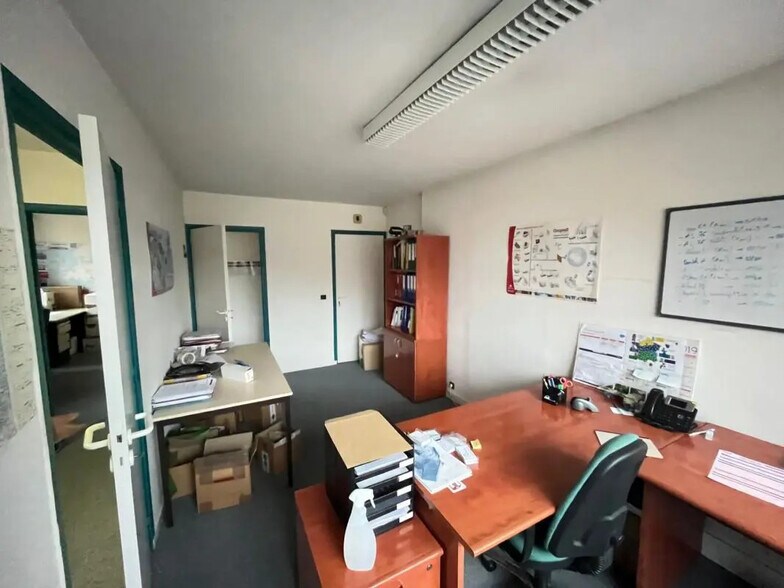 Bureau dans VILLENEUVE-D'ASCQ à louer - Photo intérieure – Image 3 sur 3