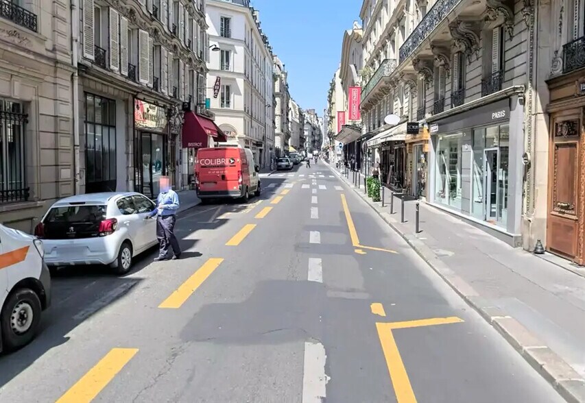 Local commercial dans Paris à louer - Photo de l’immeuble – Image 1 sur 2