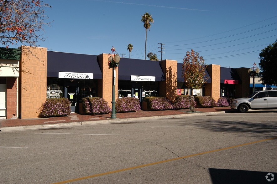409-415 E State St, Redlands, CA à louer - Photo principale – Image 1 sur 4