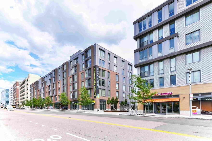 407-415 D St, Boston, MA à louer - Photo de l’immeuble – Image 2 sur 6
