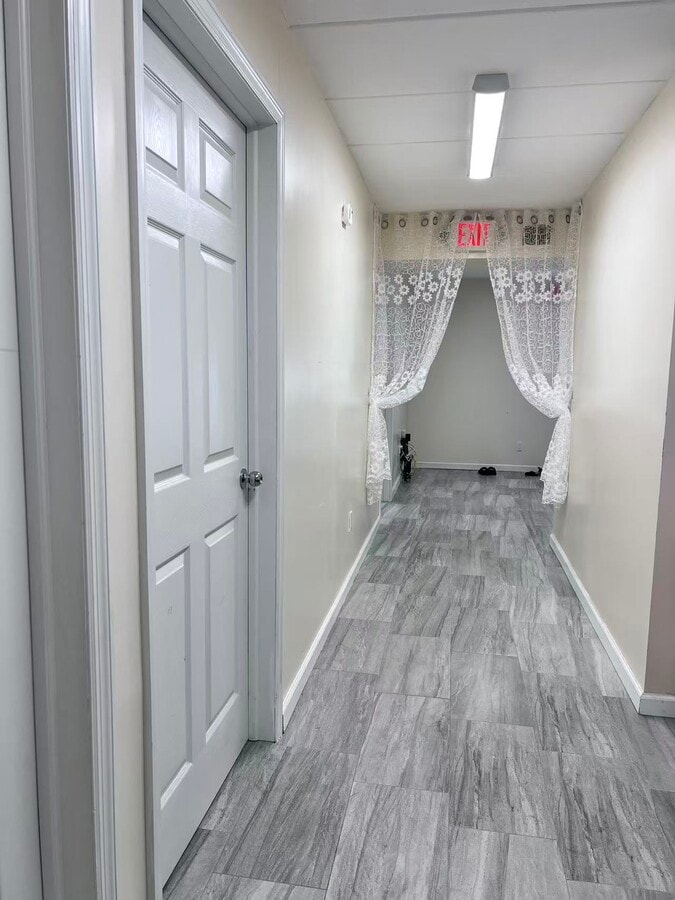 122-15 25th Rd, Flushing, NY 11354 - Lot CF1 -  - Photo intérieure - Image 1 of 8