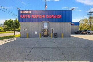 Plus de détails pour 29500 W 9 Mile Rd, Farmington, MI - Industriel/Logistique à vendre