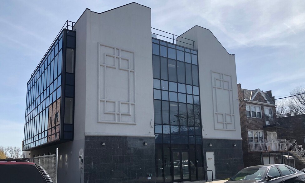 8810 Avenue J, Brooklyn, NY à louer - Photo de l’immeuble – Image 3 sur 28