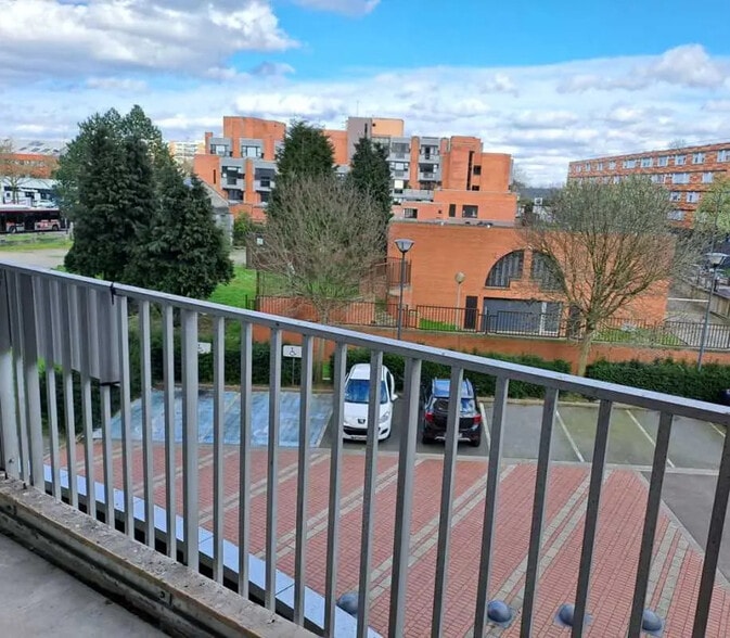 Bureau dans Roubaix à louer - Photo de l’immeuble – Image 1 sur 5