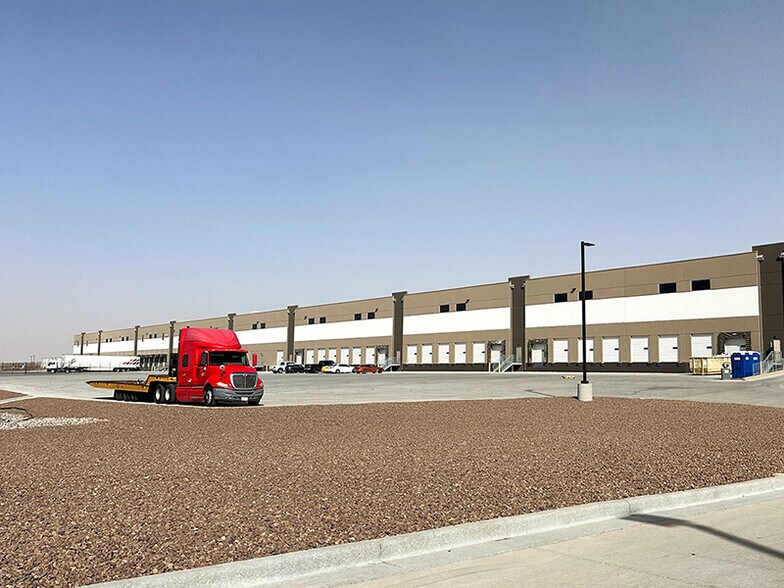 Industrial Ave, Santa Teresa, NM à louer - Photo de l’immeuble – Image 2 sur 4