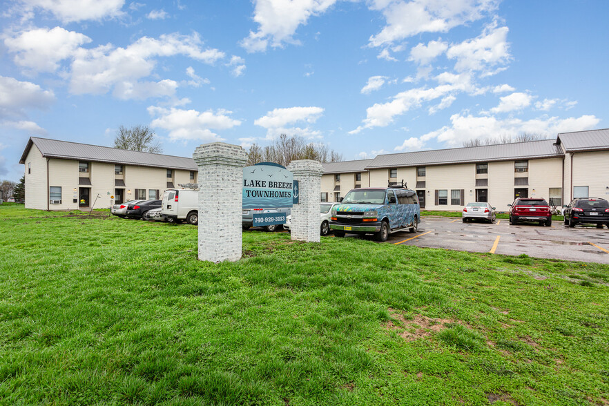 4256 Walnut Rd, Hebron, OH à vendre - Photo de l’immeuble – Image 2 sur 9