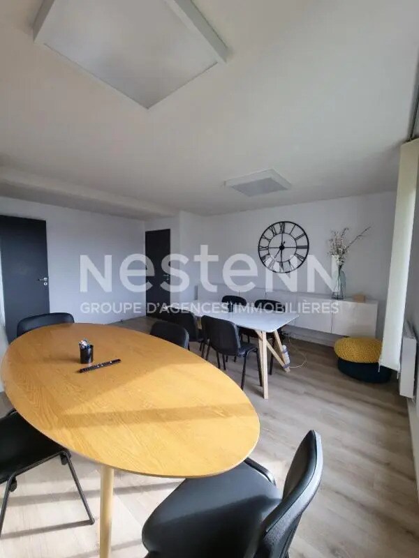 Bureau dans Vannes à louer Photo de l’immeuble– Image 1 sur 5