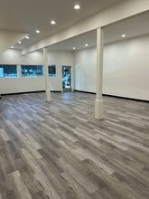 1437-1443 E Bayshore Rd, Palo Alto, CA à louer Photo intérieure– Image 2 sur 3