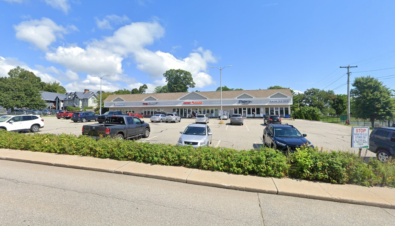 8 Heath St, Old Orchard Beach, ME à louer Photo intérieure– Image 1 sur 1